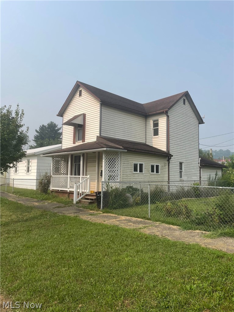 418 S 8th Street Cambridge OH 43725