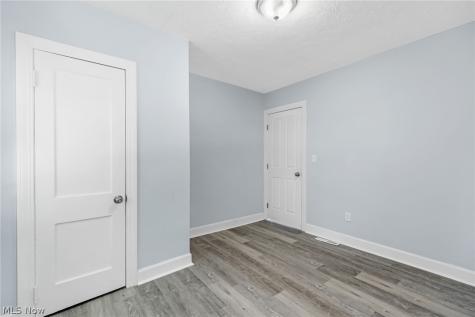 5803 Stearns Road North Olmsted OH 44070