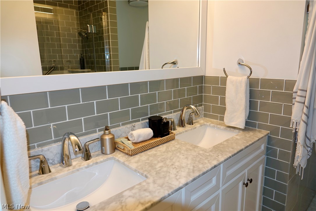 6842 Metro Park Drive Mayfield Village OH 44143