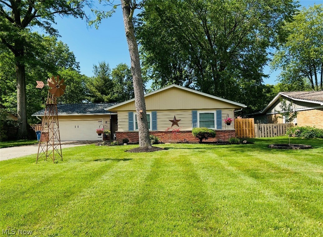 28628 Aspen Drive North Olmsted OH 44070