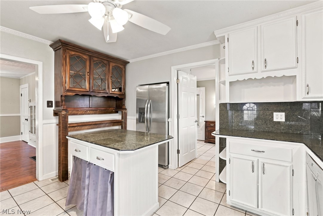 49 W 8th Street Dresden OH 43821