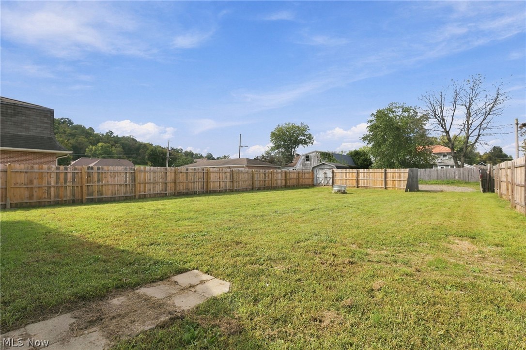 49 W 8th Street Dresden OH 43821