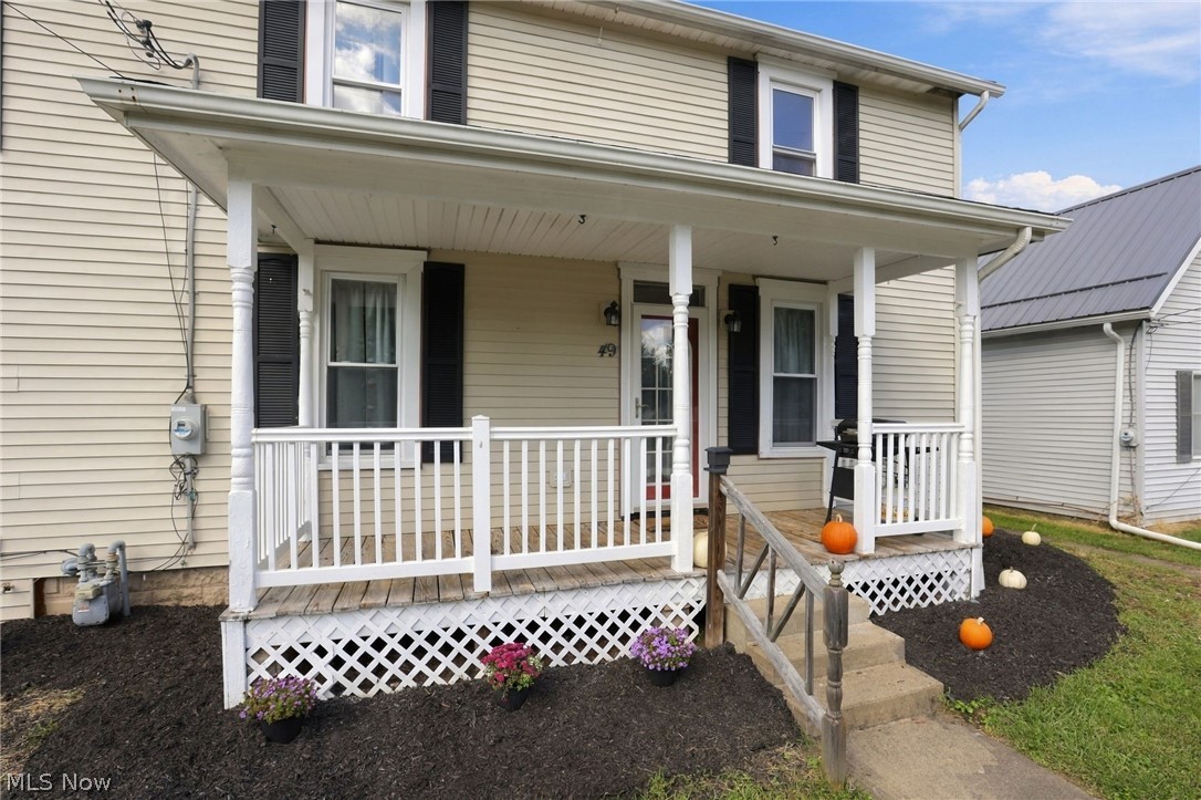 49 W 8th Street Dresden OH 43821