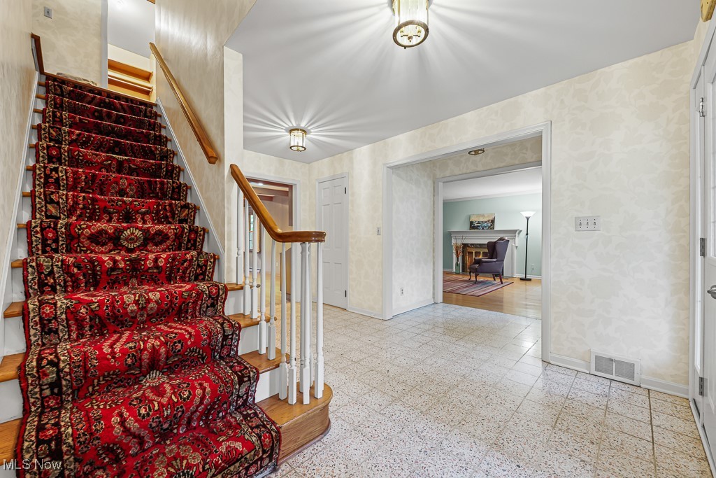 373 Tremont Road Akron OH 44313