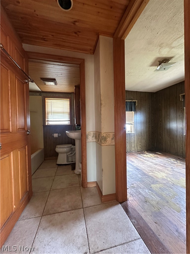 9475 Woodworth Road North Lima OH 44452