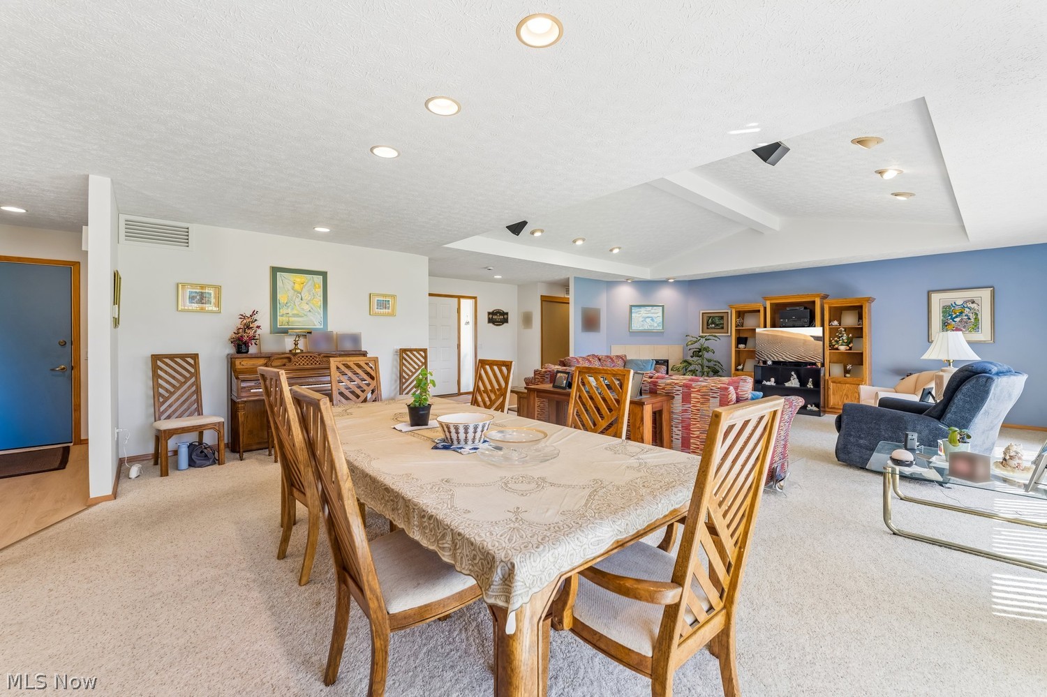 32723 Fallhaven Circle North Ridgeville OH 44039