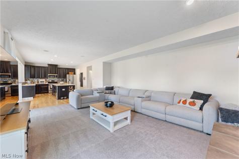 4426 Chevron Circle SW Massillon OH 44646
