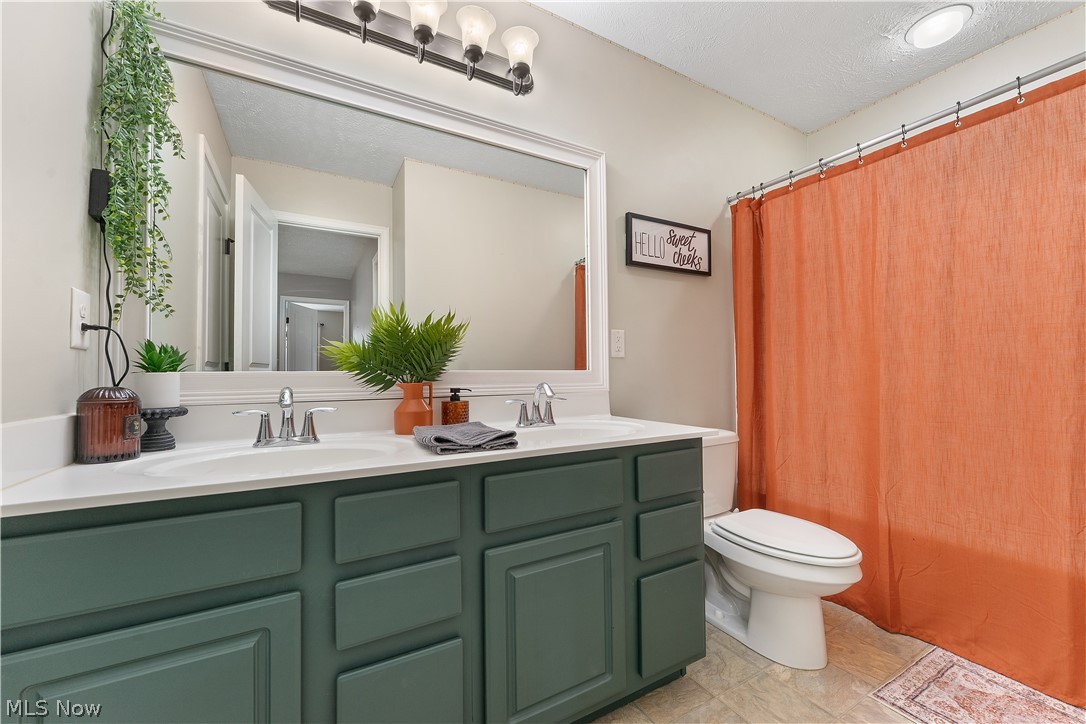 4426 Chevron Circle SW Massillon OH 44646