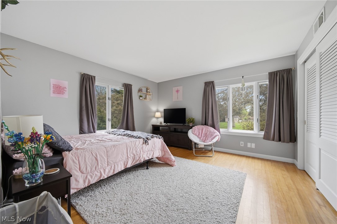 905 Mohawk Trail SW Hartville OH 44632