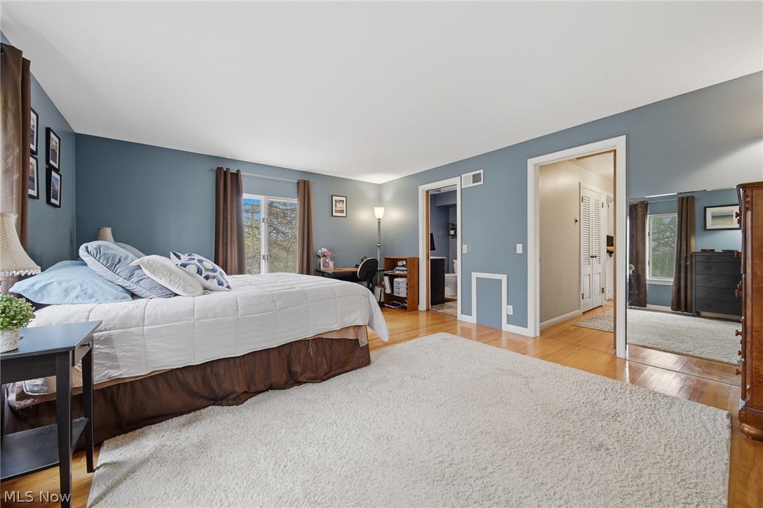 905 Mohawk Trail SW Hartville OH 44632