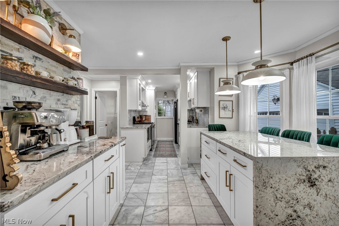 2071 Lakeview Avenue Rocky River OH 44116