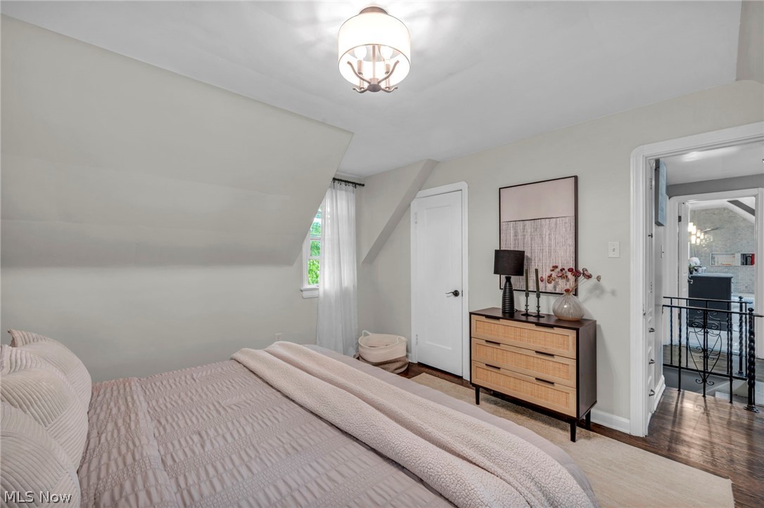 2071 Lakeview Avenue Rocky River OH 44116