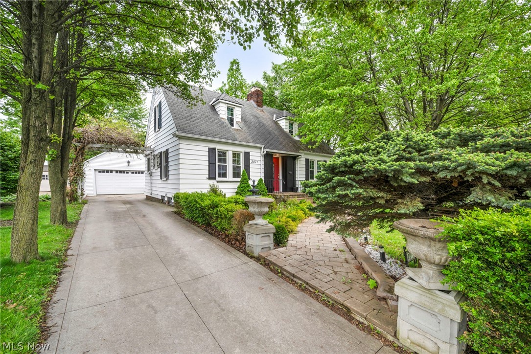 2071 Lakeview Avenue Rocky River OH 44116