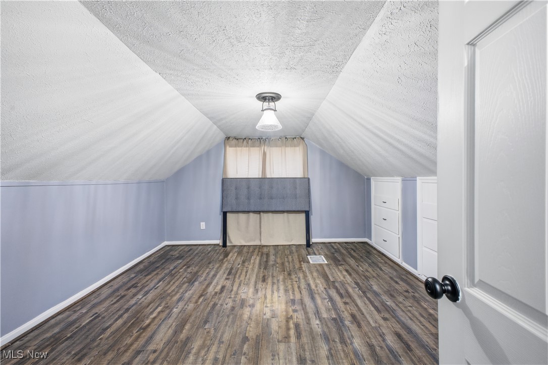 56 Jeffrey Lane New Middletown OH 44442