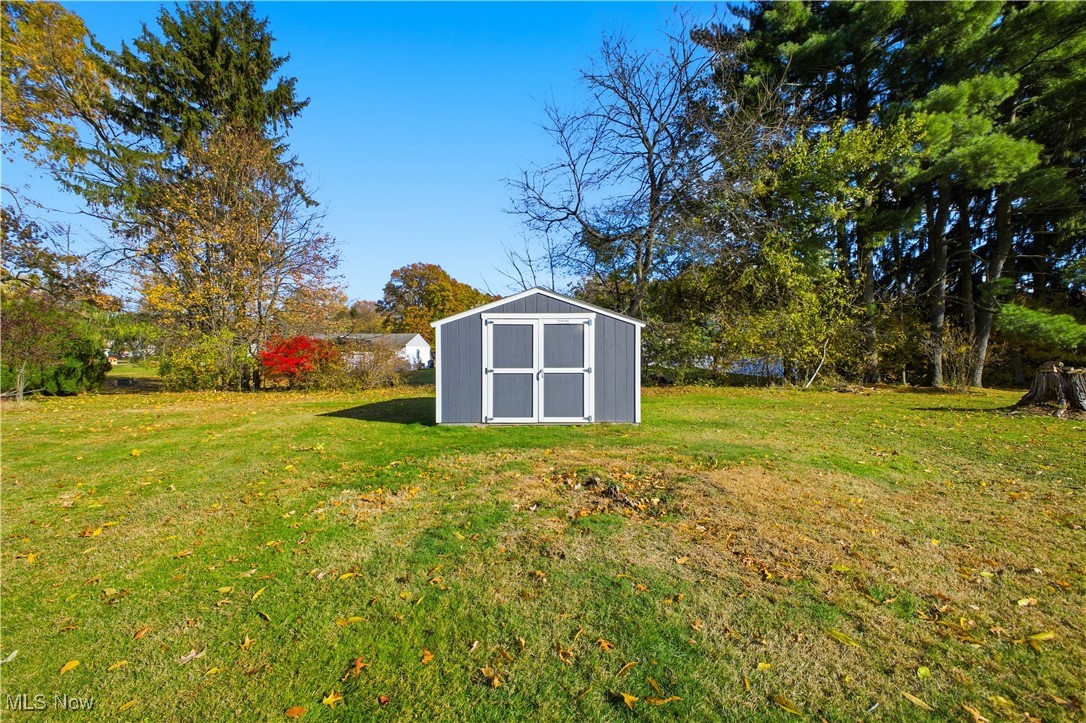 56 Jeffrey Lane New Middletown OH 44442