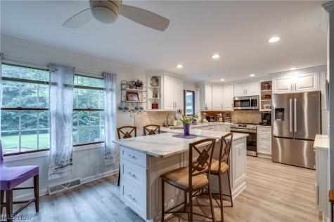 2420 Orchid Street NW North Canton OH 44720