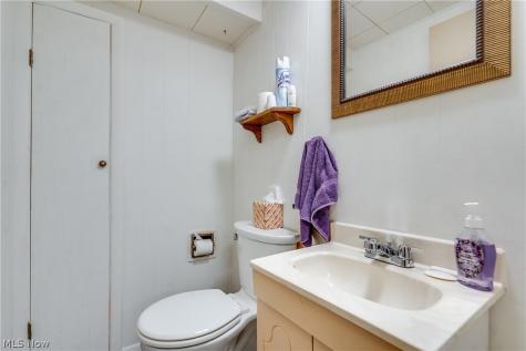 2420 Orchid Street NW North Canton OH 44720
