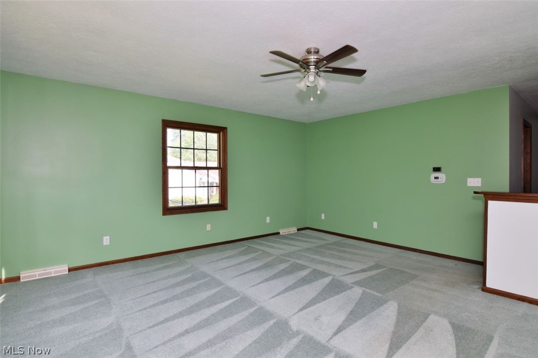 1585 Hemlock Drive Ashtabula OH 44004