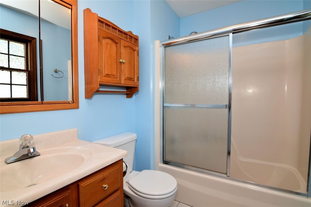 1585 Hemlock Drive Ashtabula OH 44004