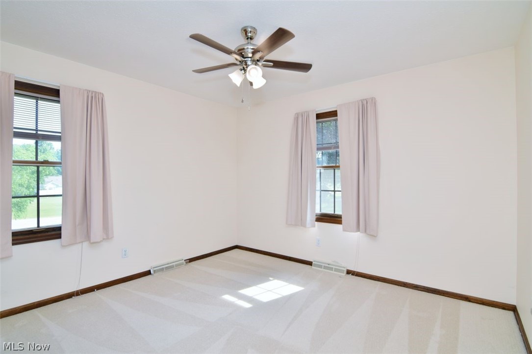1585 Hemlock Drive Ashtabula OH 44004