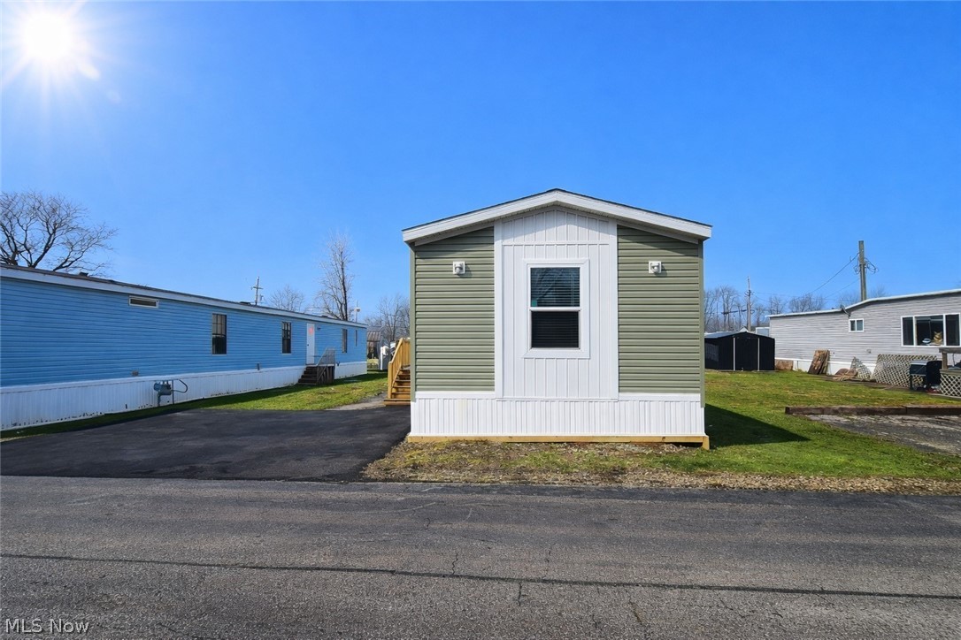 44 Eddie Road Madison OH 44057