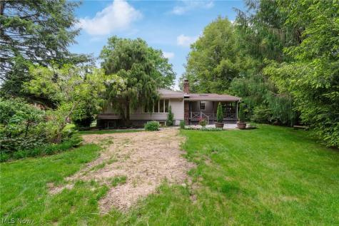 1254 Cherry Lane Uniontown OH 44685