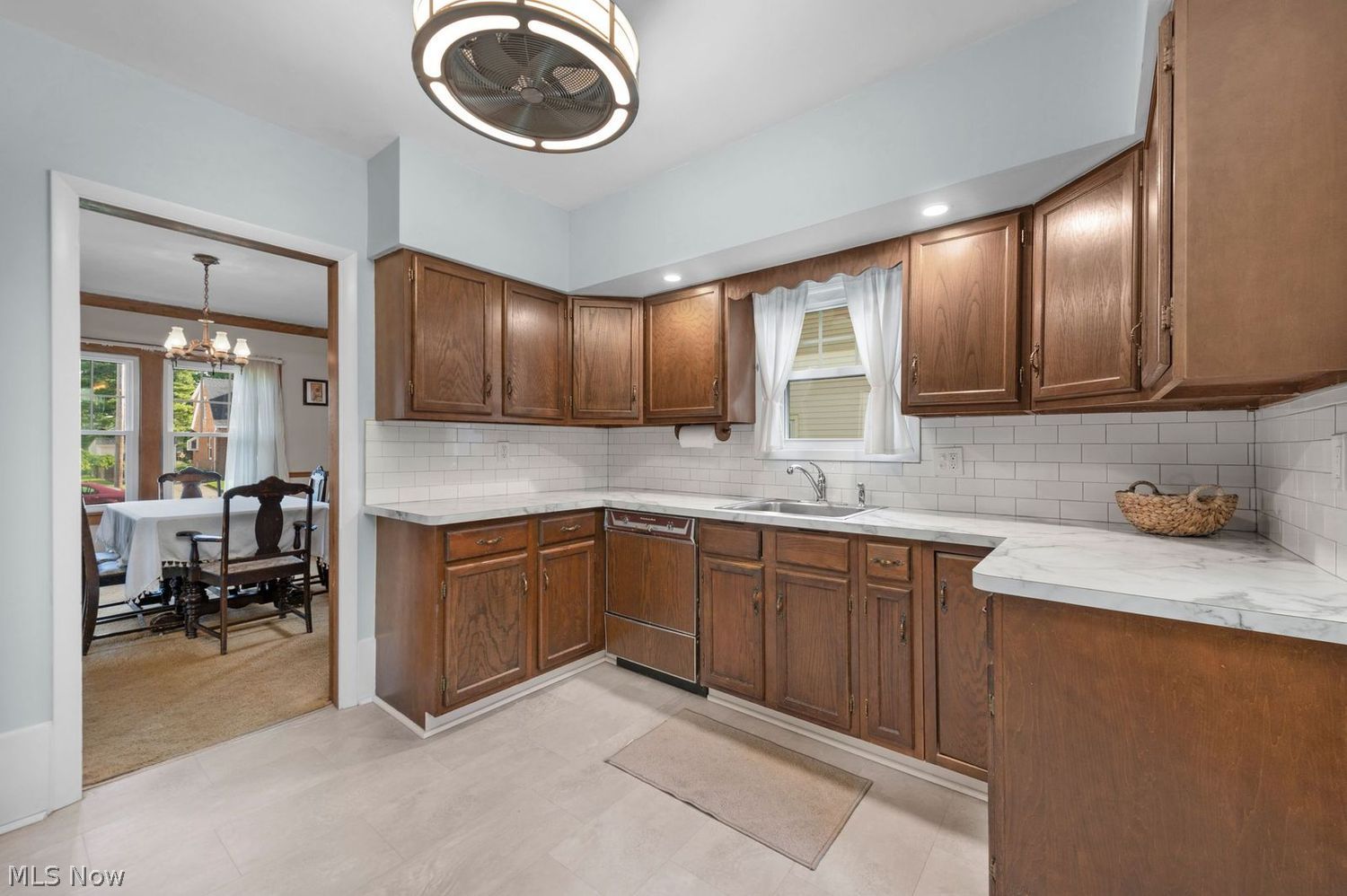 17311 Westdale Avenue Cleveland OH 44135