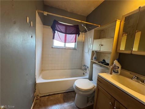 371 Trailwood Drive Painesville OH 44077