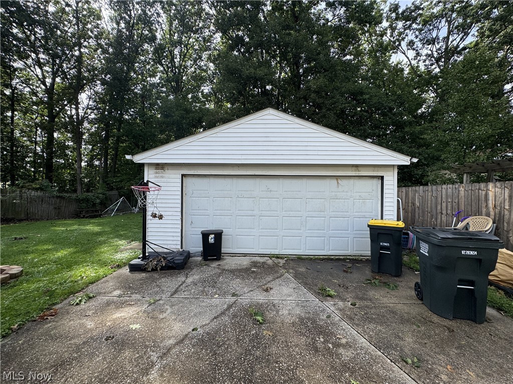 371 Trailwood Drive Painesville OH 44077