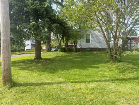 644 Harrison Avenue SW Canton OH 44706