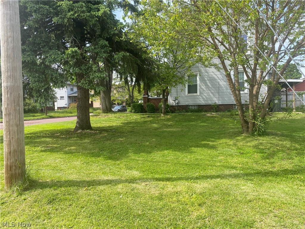 644 Harrison Avenue SW Canton OH 44706