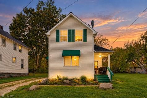 1762 Oakdale Avenue Lorain OH 44052
