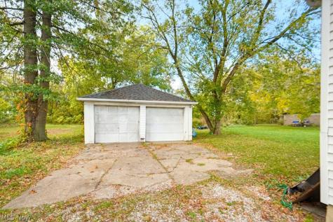 1762 Oakdale Avenue Lorain OH 44052