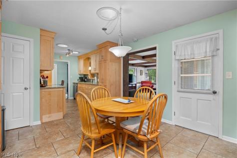 5139 Evergreen Drive North Olmsted OH 44070