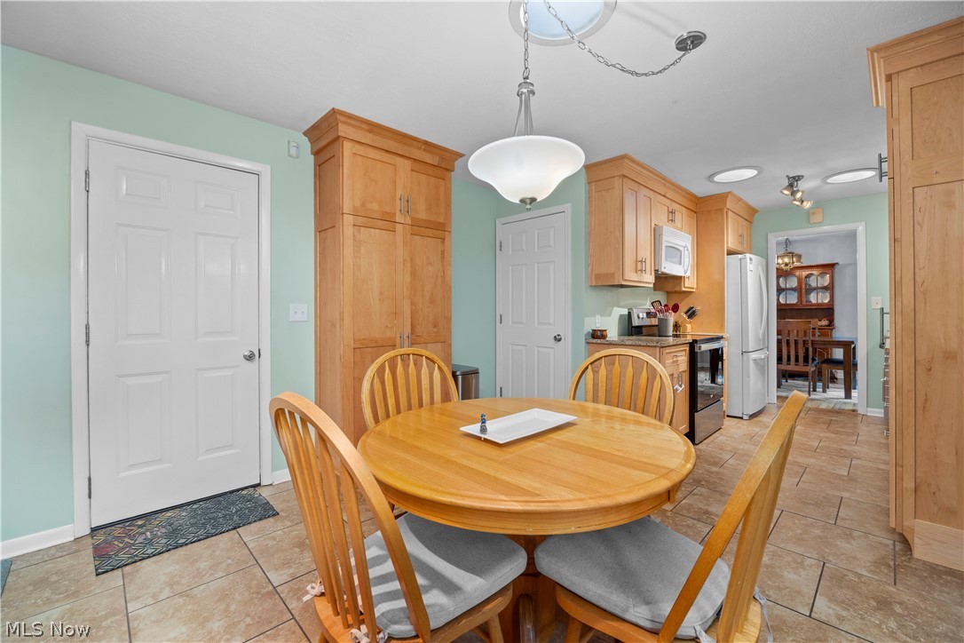 5139 Evergreen Drive North Olmsted OH 44070