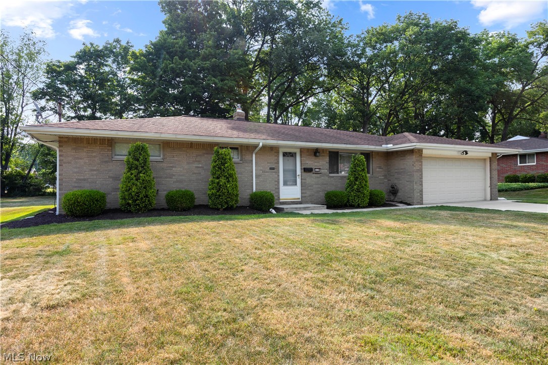 5139 Evergreen Drive North Olmsted OH 44070