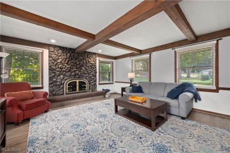 5139 Evergreen Drive North Olmsted OH 44070