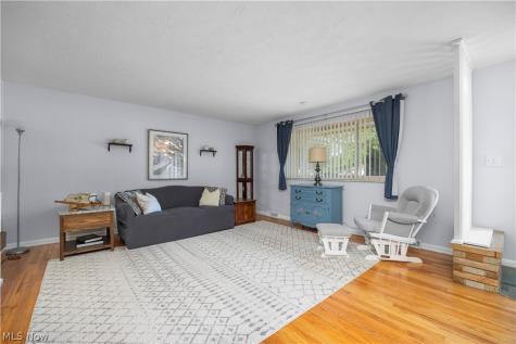 5139 Evergreen Drive North Olmsted OH 44070