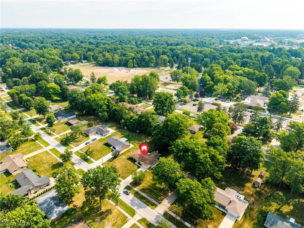 5139 Evergreen Drive North Olmsted OH 44070