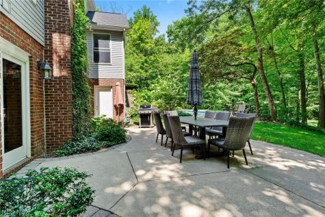 1473 Ridgemont Trail Hinckley OH 44233
