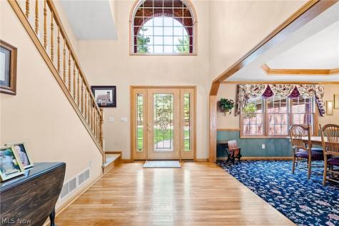1473 Ridgemont Trail Hinckley OH 44233