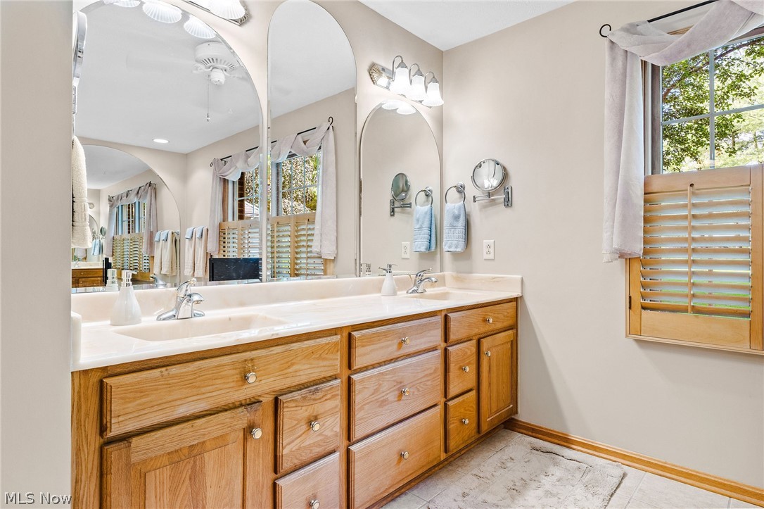 1473 Ridgemont Trail Hinckley OH 44233