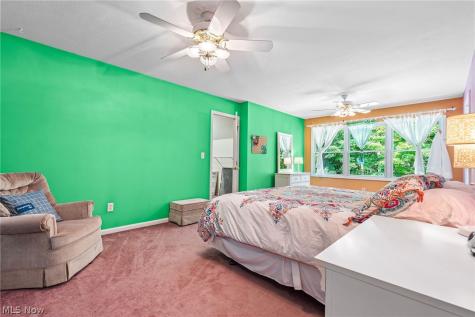1473 Ridgemont Trail Hinckley OH 44233