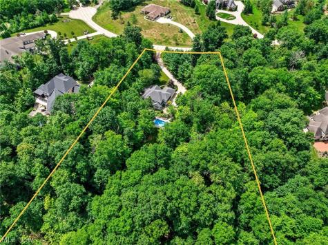 1473 Ridgemont Trail Hinckley OH 44233