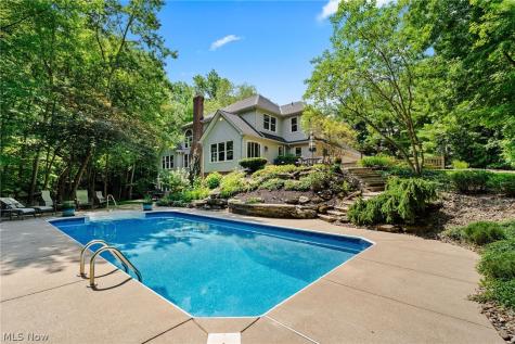1473 Ridgemont Trail Hinckley OH 44233