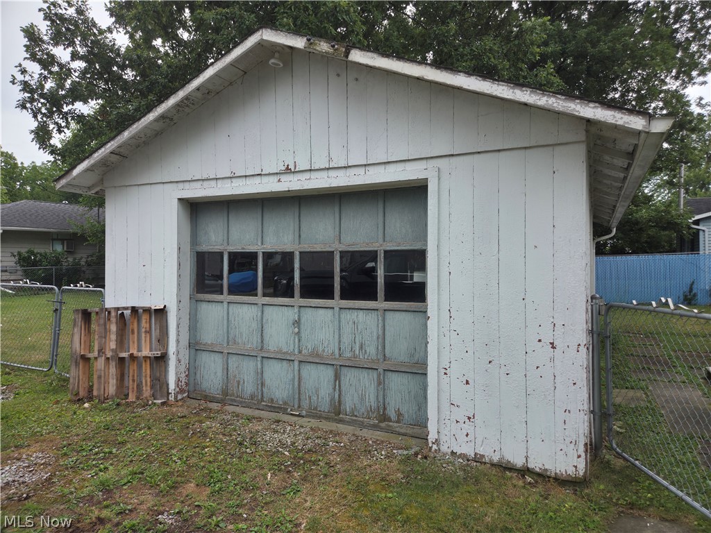 40 Walnut Street New London OH 44851