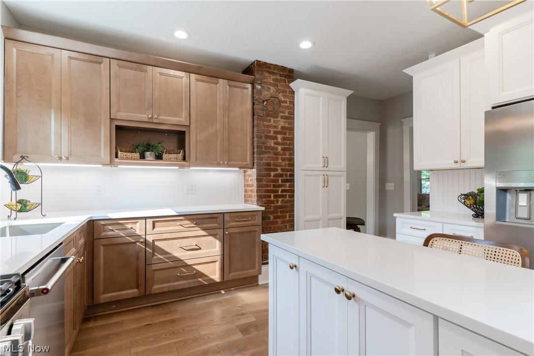 1302 W 111th Street Cleveland OH 44102