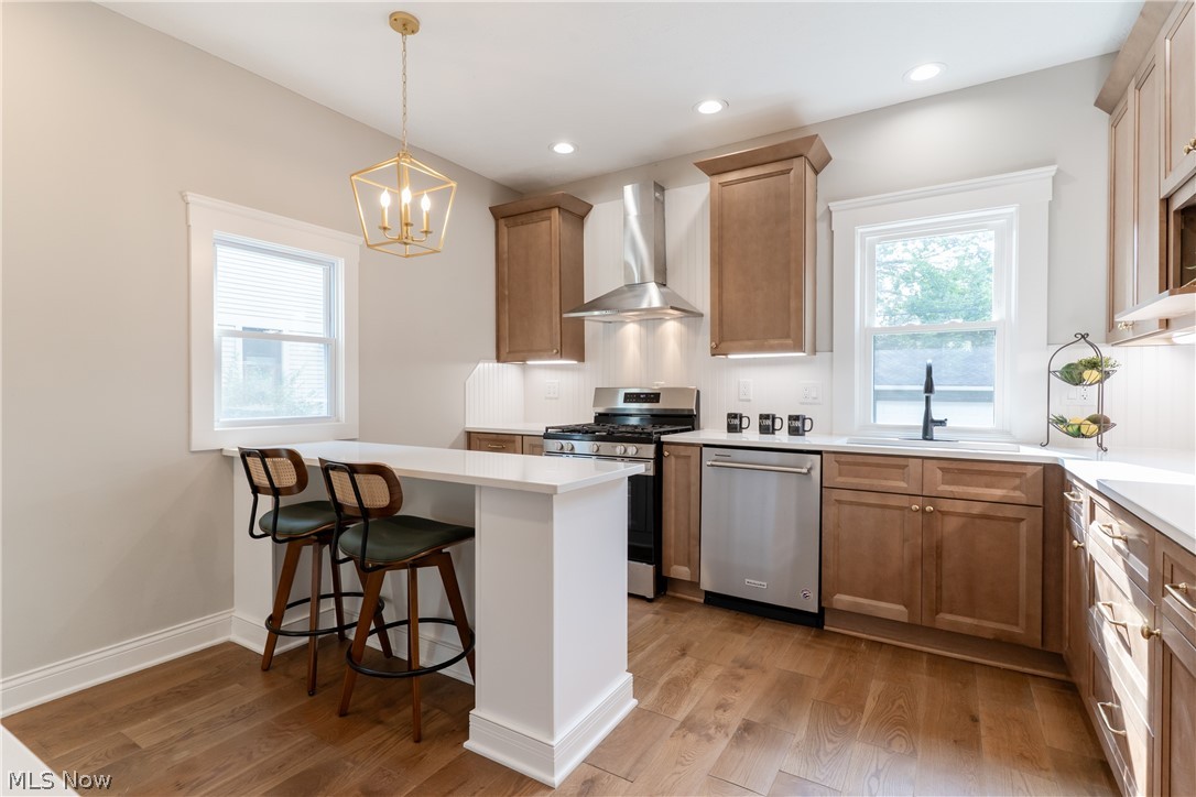 1302 W 111th Street Cleveland OH 44102
