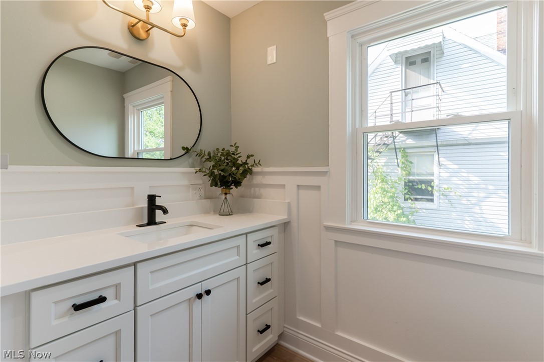 1302 W 111th Street Cleveland OH 44102