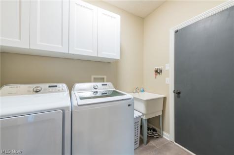 1359 Rome Circle Broadview Heights OH 44147